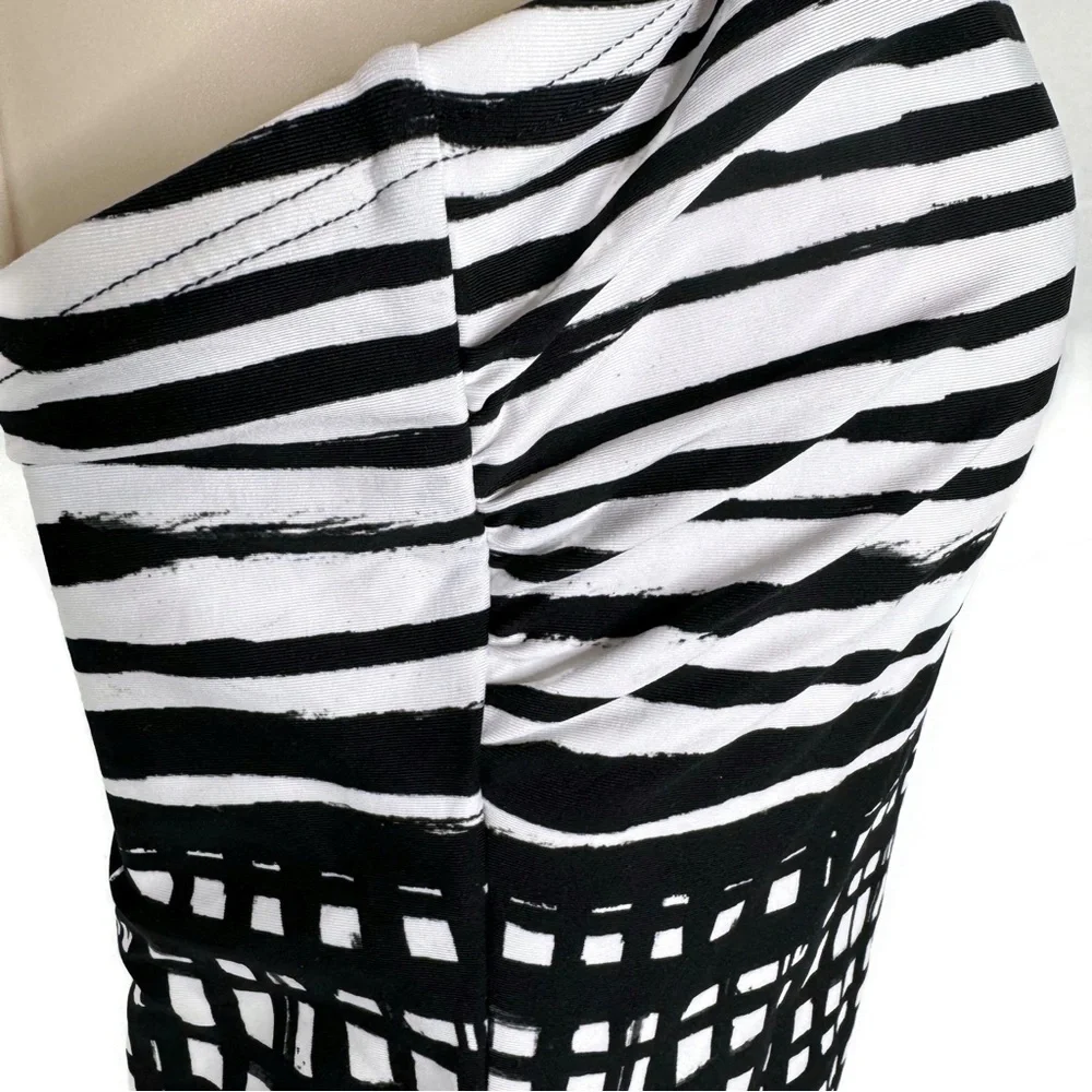Calvin Klein Abstract Stripe & Block Black White Swimsuit One Piece size 12